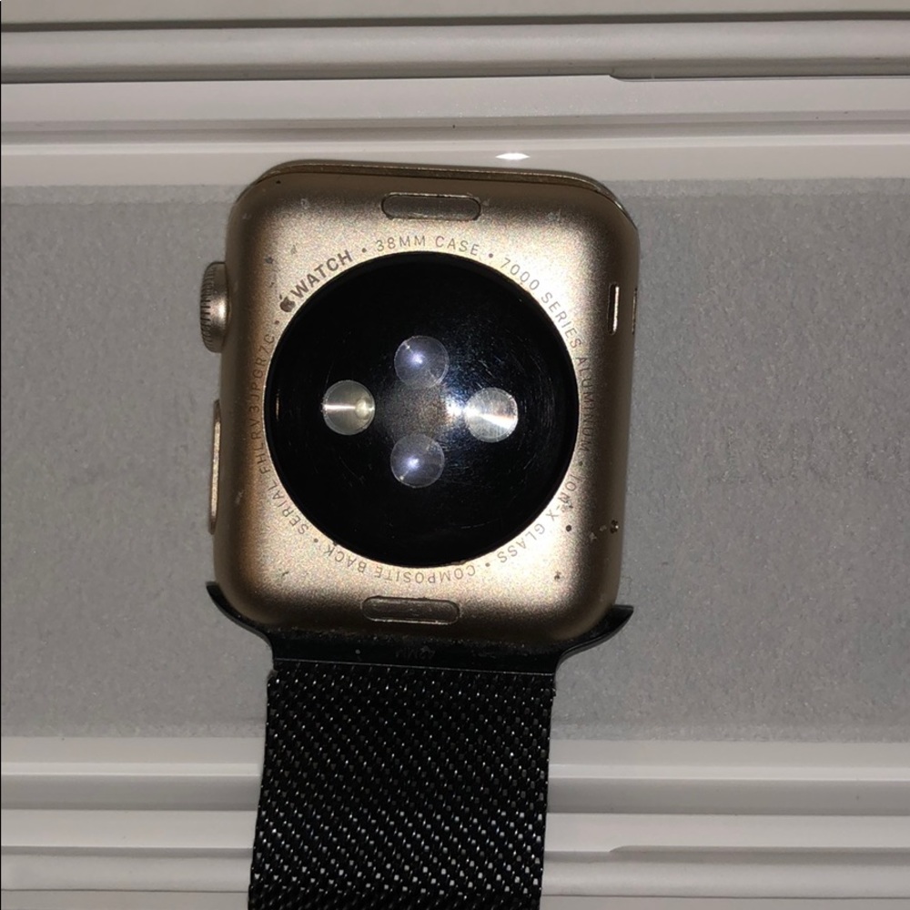 Apple IWATCH 38MM - Picture 3 of 3